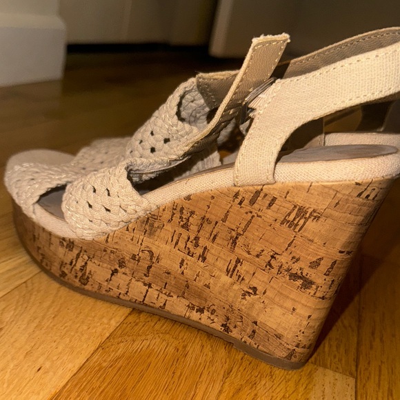 Women's Cream Wedge Sandals - Picture 3 of 5